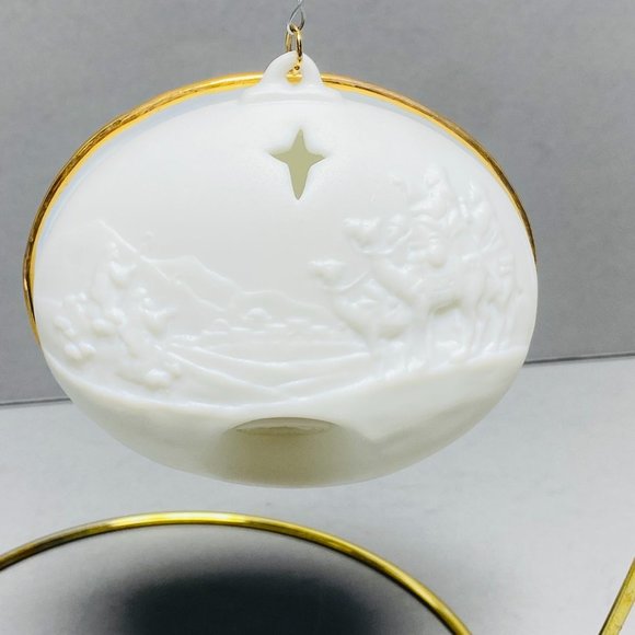 Hallmark 2000 The Blessed Family Keepsake Christmas Ornament Magic Light-Up w/Bo - Picture 8 of 11